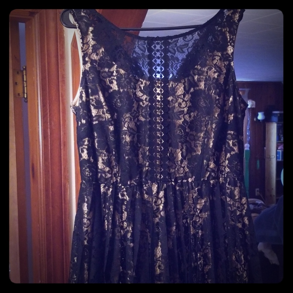 Lace dress